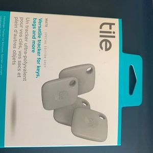 Tile mate, set of 4.   Item tracker
